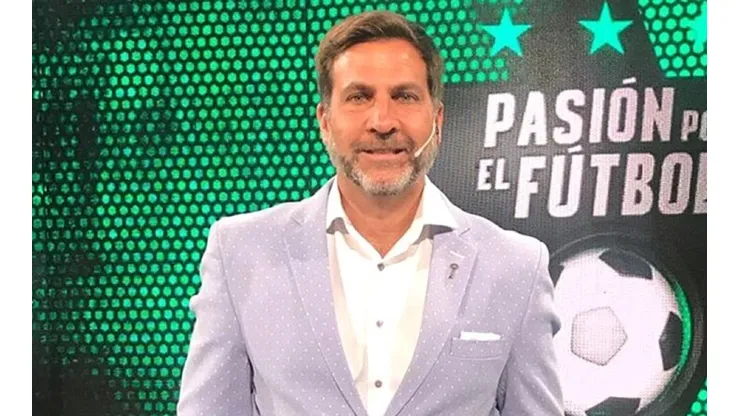 Toti Pasman acribilló verbalmente a Riquelme.