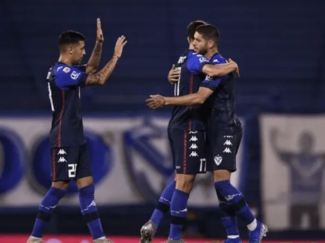 Vélez goleó a Unión, le sacó el invicto y quedó puntero en su zona