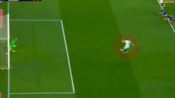 Video: Oblak se hizo gigante y le atajó el penal a Ocampos