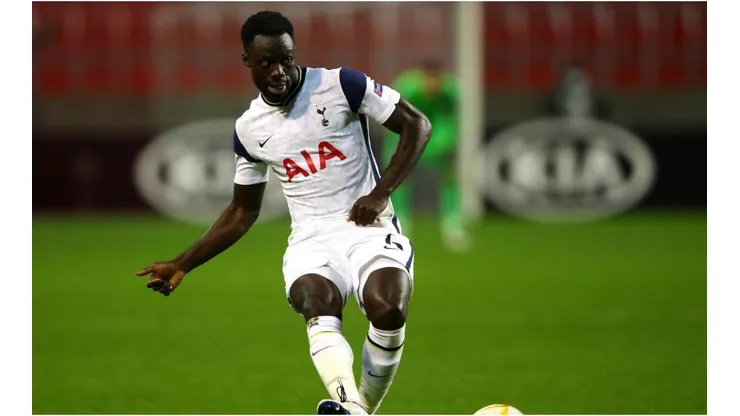 Davinson Sánchez llegó al grupo de colombianos con 100 partidos en la Premier