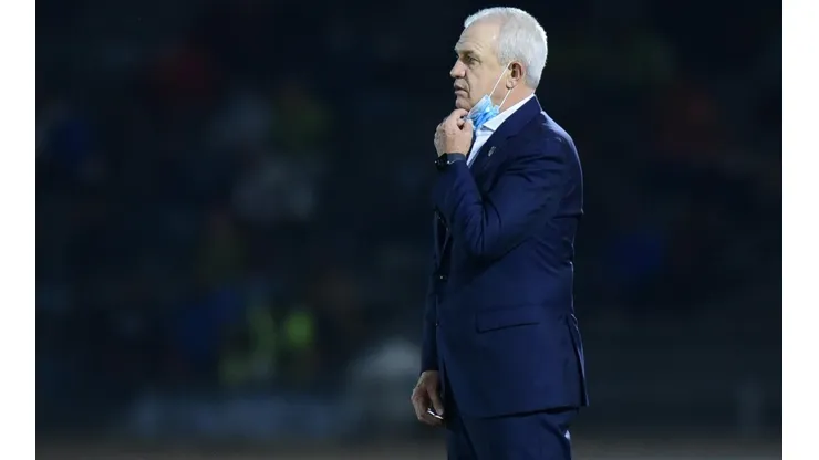 El Vasco se mostró preocupado por la cantidad de partidos que tendrá en Abril.