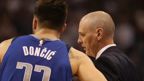 Luka Doncic y Rick Carlisle