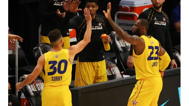 Stephen Curry y LeBron James