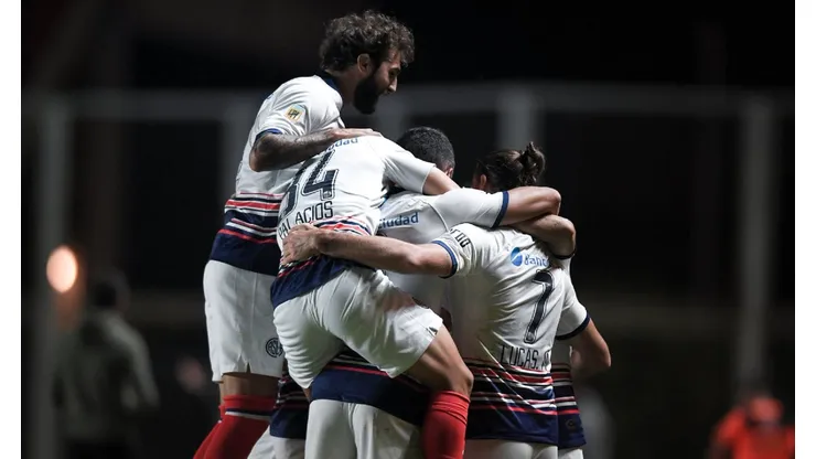 El festejo de los jugadores de San Lorenzo.