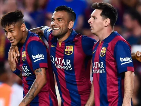 Dani Alves subió un fotón con Messi y la reacción de Neymar fue la de todos