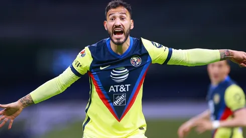 América, Emanuel Aguilera