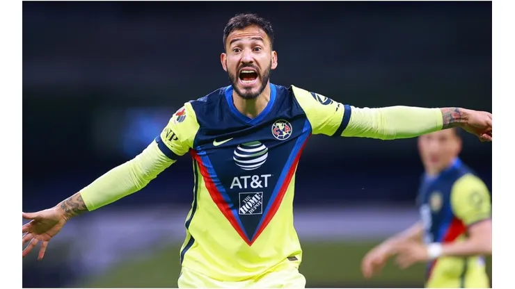 América, Emanuel Aguilera
