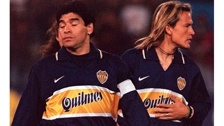 Luis Hernández fue el único mexicano que jugó al lado de Diego Armando Maradona, a su paso por Boca Juniors, en 1997.