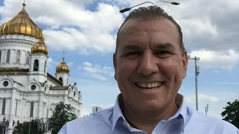 Paco González regresa a su casa.