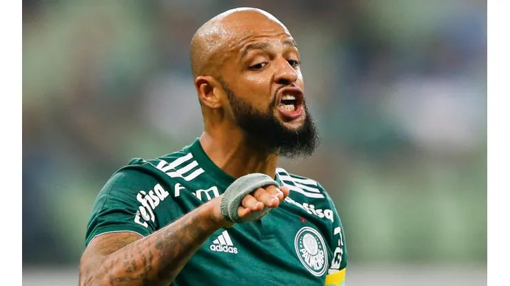 A Felipe Melo le preguntaron por una posible llegada a Boca y se enojó