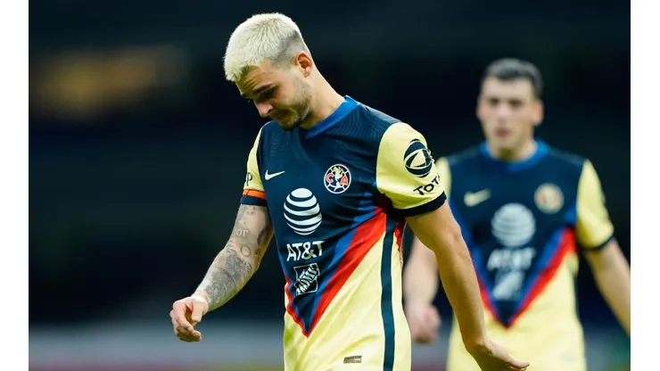 Nicolás Benedetti podría salir del América.