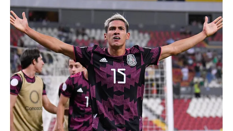 Uriel Antuna marca para México Sub-23