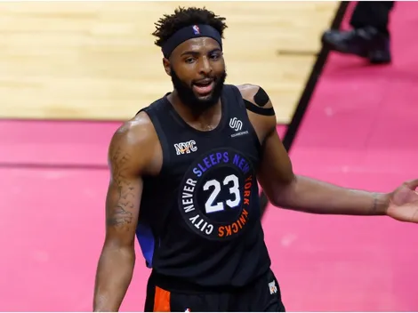 ¡Terrible! Momento en que estrella de New York Knicks pudo haberse fracturado el pie