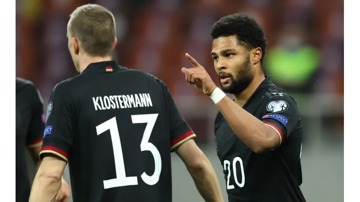 Alemania hizo los deberes y le ganó 1 a 0 a Rumania con gol de Gnabry