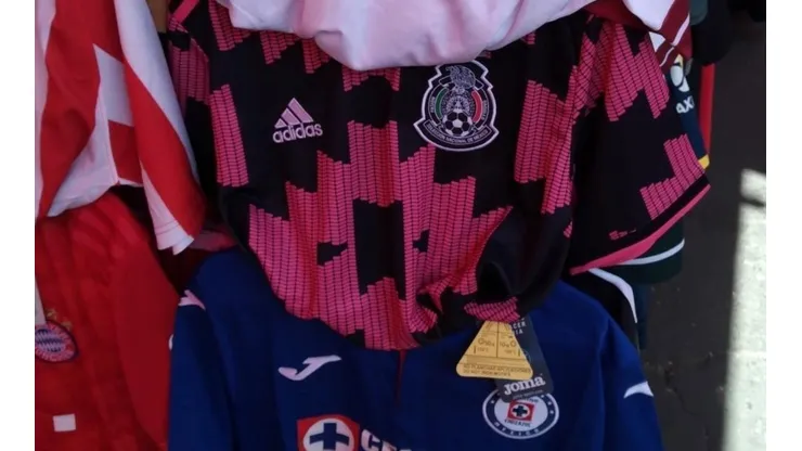 Playera de México versión pirata. (Foto Bolavip México)