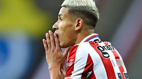 Uriel Antuna, Chivas