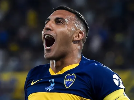 En Boca se quieren morir: la camiseta de Ábila en su nuevo equipo