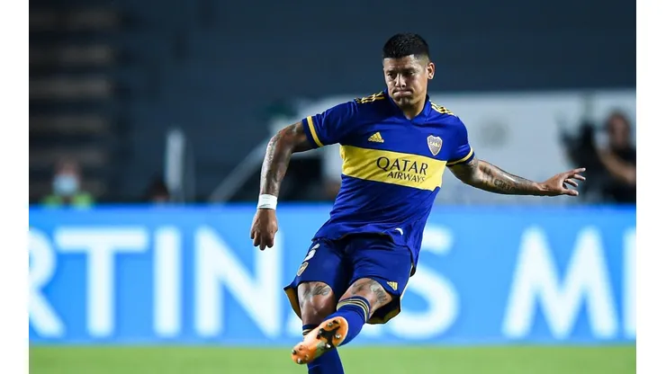 Rojo subió una foto con Zárate y un defensor del United le puso: "Patea tú"