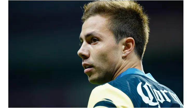 Sebastián Córdova, América