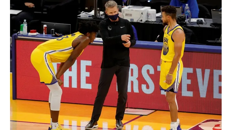 James Wiseman, Steve Kerr y Stephen Curry