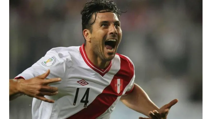 Claudio Pizarro terminó su carrera jugando en la Bundesliga.