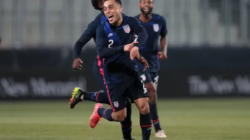 Sergiño Dest marcó su primer gol con la selección de USA (Foto: @USMNT)
