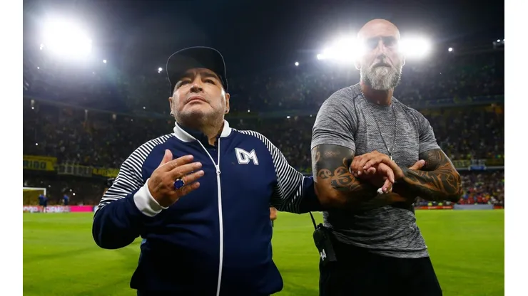 Video en Twitter: el diálogo Riquelme y el Diego que te hará llorar
