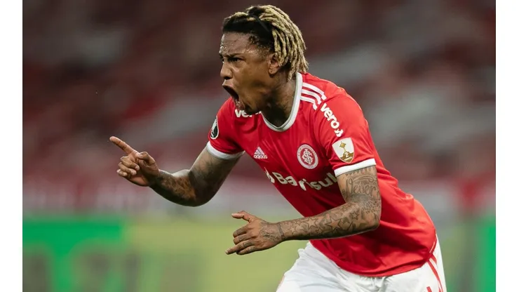 Abel Hernández podría salir de Brasil para recalar en México