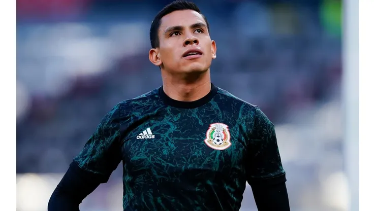 Luis Ángel Malagón sufrió un terrible choque que lo dejó lesionado en el México vs. Estados Unidos.