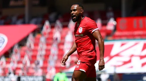 William da Silva se va de Toluca.