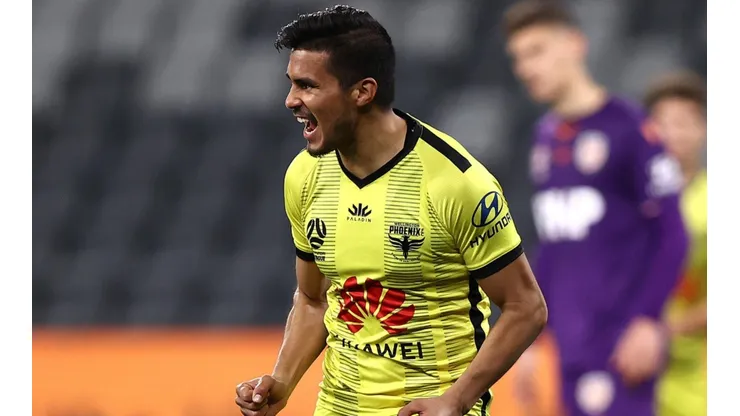 Gol y asistencia para Ulises Dávila en la A-League