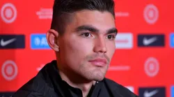Johan Vásquez atendió a los medios de comunicación en Guadalajara