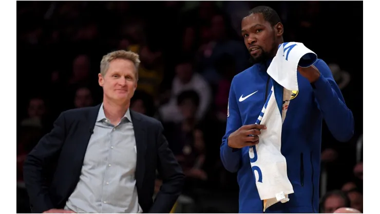 Steve Kerr y Kevin Durant (Foto: Getty)