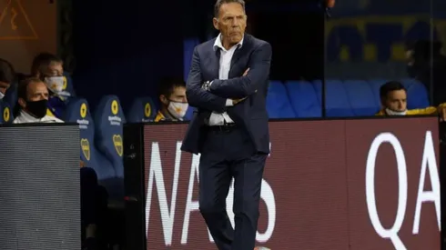 Russo, cuestionado por los medios. (Getty)