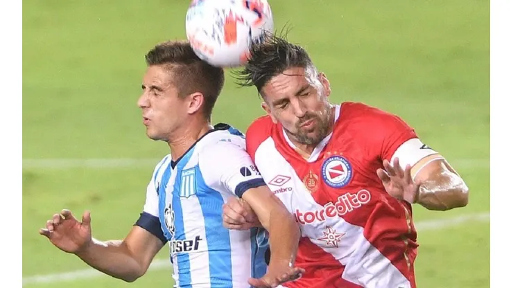 Victoria de oro para Racing, que sigue sumando.