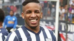 Alianza Lima volvió a primera división después de descender en cancha.