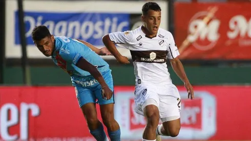 Reparto de unidades entre Arsenal y Platense.