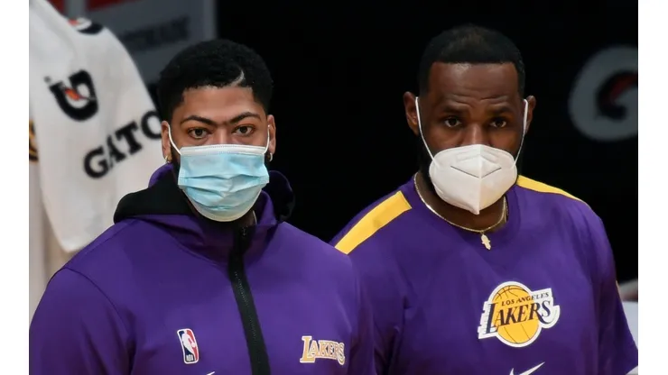 Anthony Davis y LeBron James