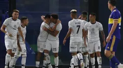 El festejo de los jugadores de Talleres.