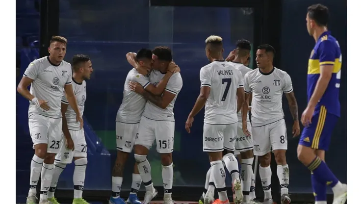 El festejo de los jugadores de Talleres.
