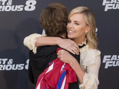 El inolvidable abrazo de Charlize Theron a Antoine Griezmann