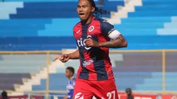 Gullit Peña marcó su segundo gol en El Salvador