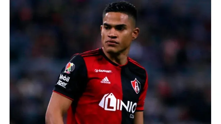 Santamaria fue convocado a la selección peruana en las primeras cuatro fechas.