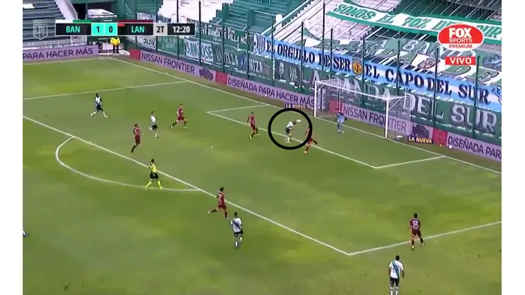 El golazo de cabeza de Luciano Pons.