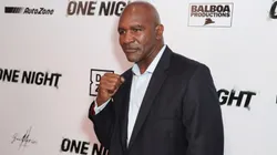 Holyfield le dijo que aún no lo llamaron para enfrentar a Tyson.
