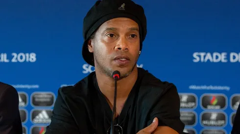 Cuiden a Ronaldinho: revelan que tiene problemas con el alcohol tras la muerte de su madre