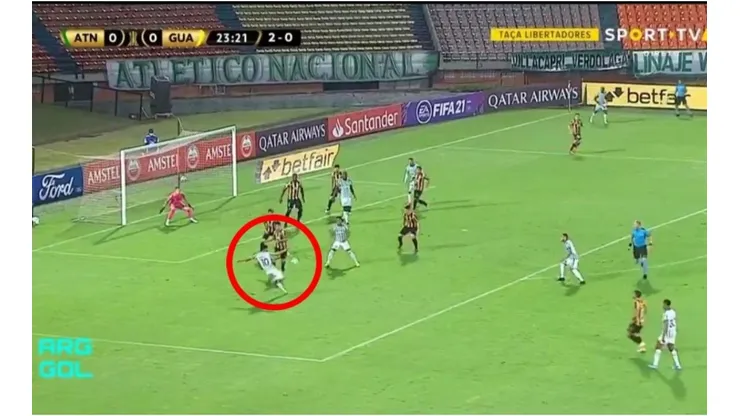 Pecho y volea: golazo del 'Rifle' Andrade para poner a Nacional en ventaja sobre Guaraní