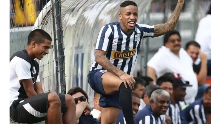 Jefferson Farfán salió de Alianza Lima en el 2004.