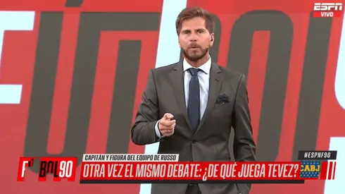 Vignolo llenó de elogios a Tevez y le invitó un puesto