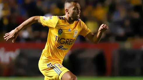 Rafael Carioca, mediocampista de Tigres UANL.
